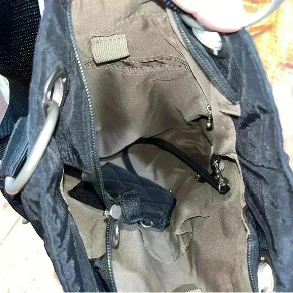 Baggallini quilted Florence tote organization galore! Pockets everywhere. Black - Picture 11 of 16